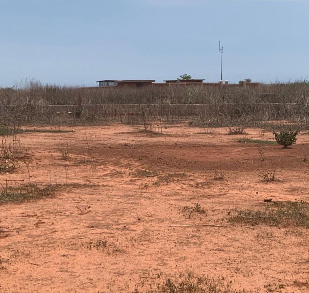 Lot de 27 parcelles de 300m2 à sandiara