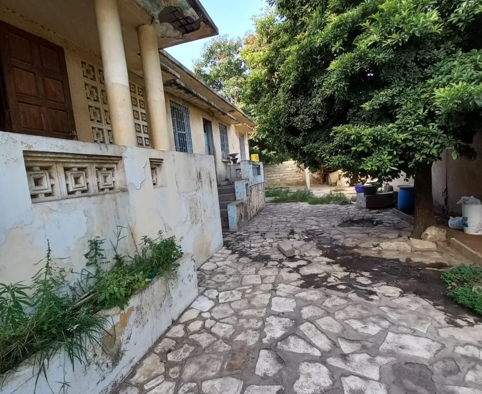 Emplacement Stratégique à Hann Mariste – Terrain de 1 116 m² avec Titre Foncier